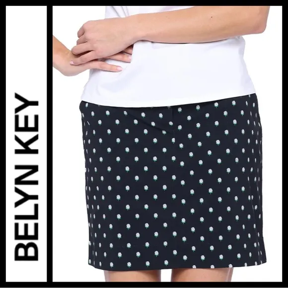 NWT Belyn Key Wimbledon Golf Ball City Skort