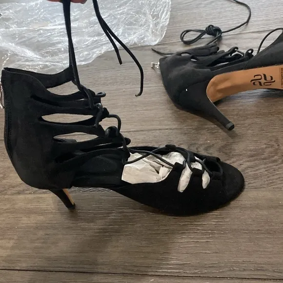 NWT BURJU Amalia Open Toe Lace Up Heeled Sandals | Black | Size 12