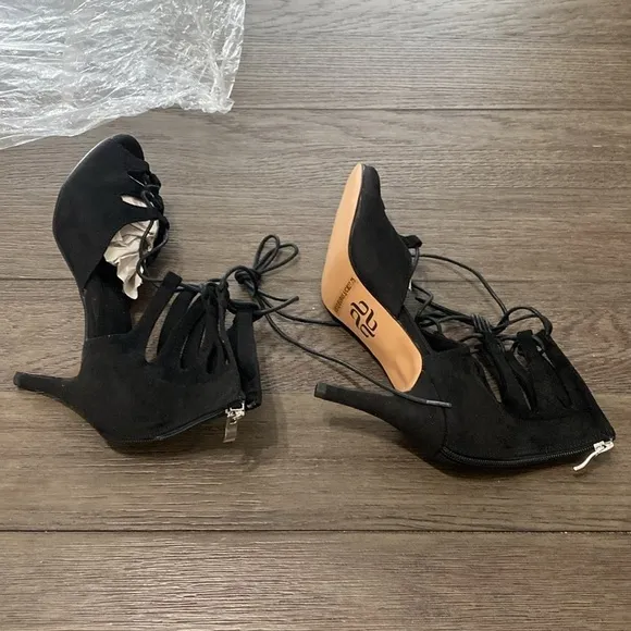 NWT BURJU Amalia Open Toe Lace Up Heeled Sandals | Black | Size 12