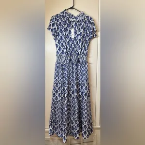 NWT Chico’s Tiles Smocked Waist Tiered Maxi Blue White Dress Size 1 (US Size 8)