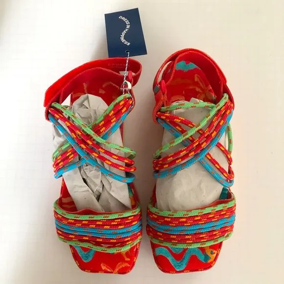 NWT Farm Rio red Ipanema parrot platform sport sandals