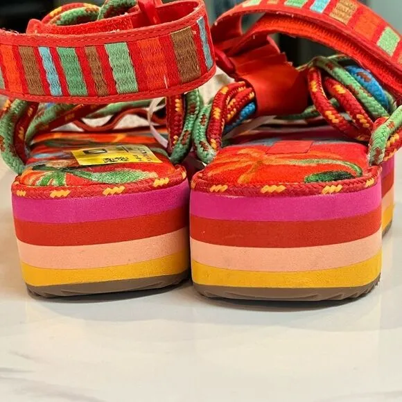 NWT Farm Rio Red Tropical Platform Sandals Size 6 - 6.5