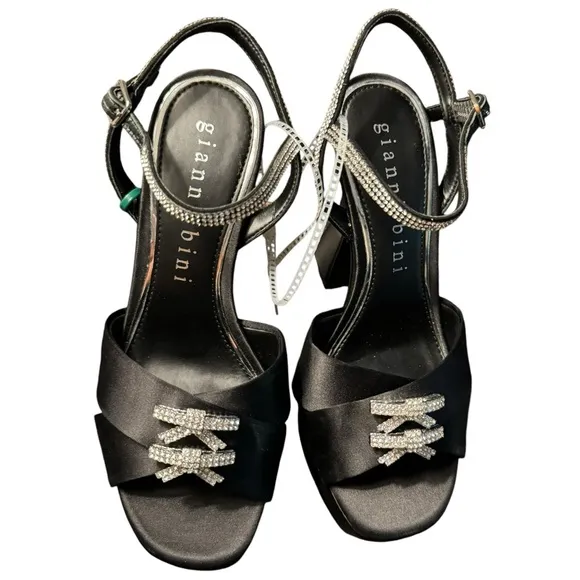 NWT Gianni Bini DEMPSEY Satin Rhinestone Bow Platform Sandals