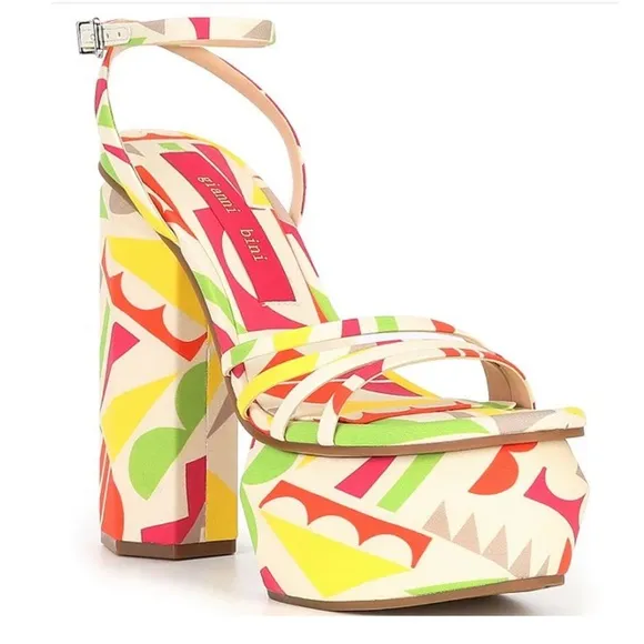 NWT Gianni Bini Parrish fro print platform chunk heel Colorful Sandals