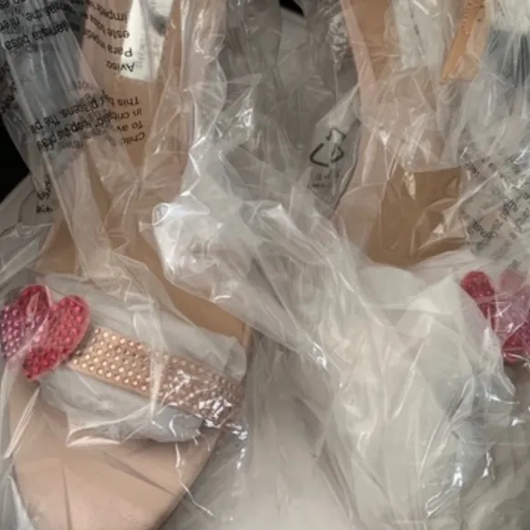 NWT Heart Heels Open Toe Sandal Sparkle Sequin Embellished Blush Pink Gold Heels