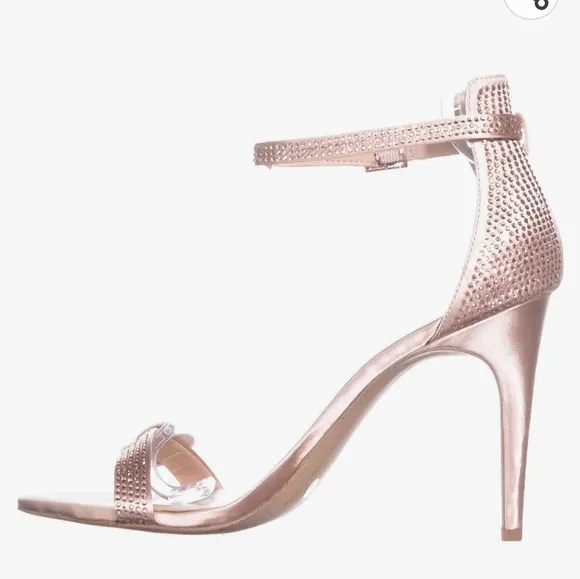 NWT Heart Heels Open Toe Sandal Sparkle Sequin Embellished Blush Pink Gold Heels