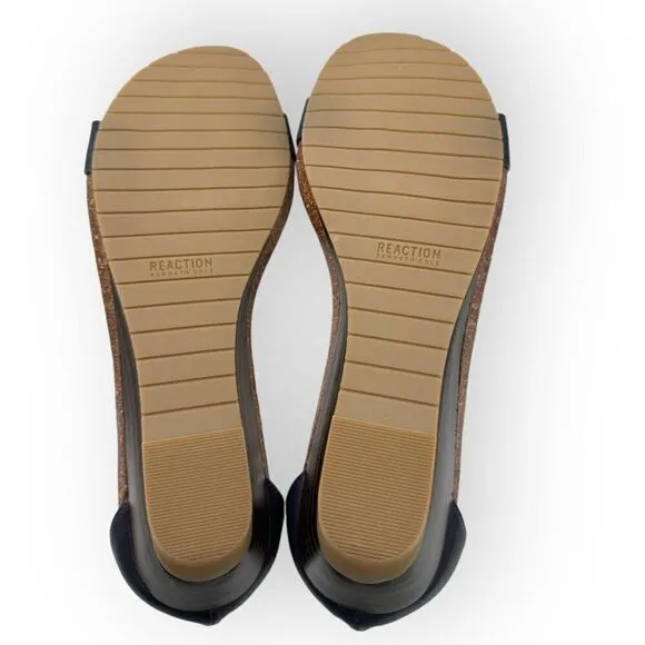 NWT Kenneth Cole Reaction Womens T-Strap Great Gal Wedge Sandals Navy Size 9.5
