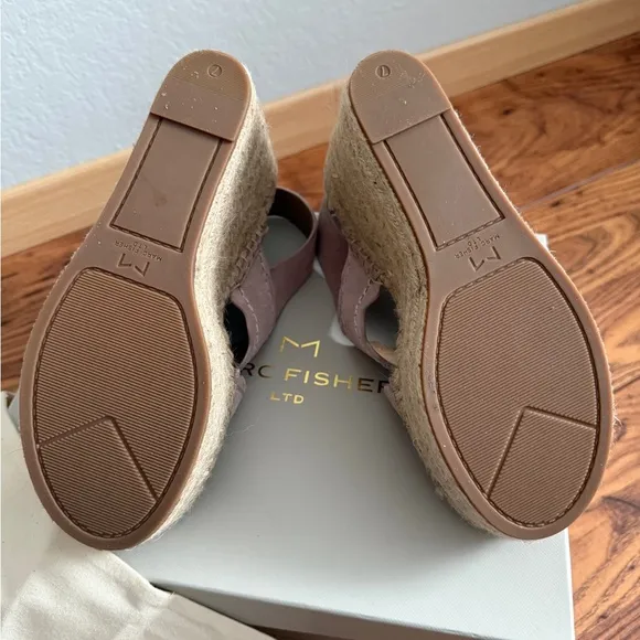 NWT Marc Fisher LTD ‘ Mlaria’ Pink Espadrille Wedge Sandals Size 7