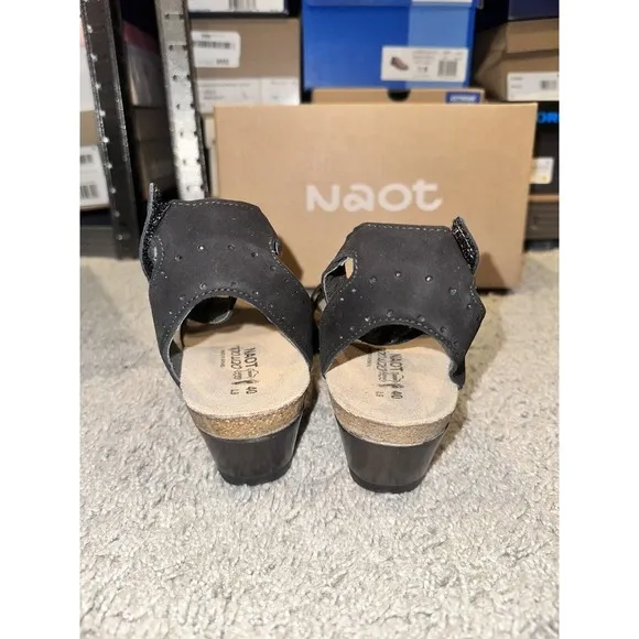 NWT Naot Womens Wand Ankle Strap‎ Slingback Sandal Black Nubbuck Size 40 / 9