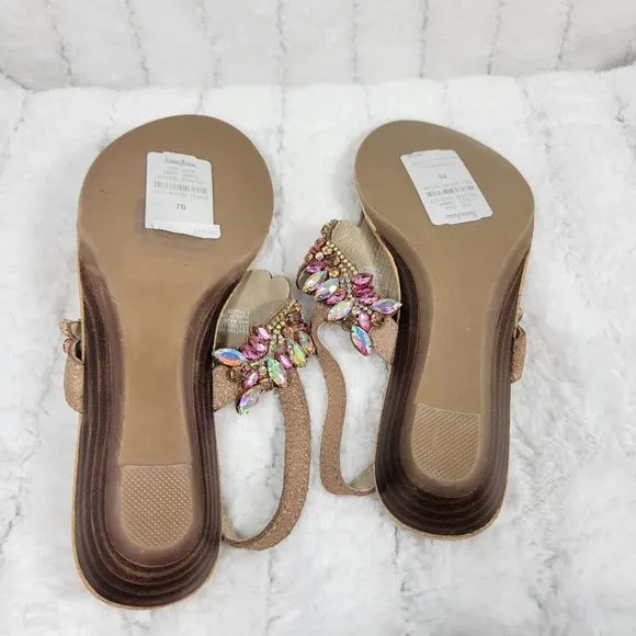 NWT Neiman Marcus 7 Women Rhinestones Sandals