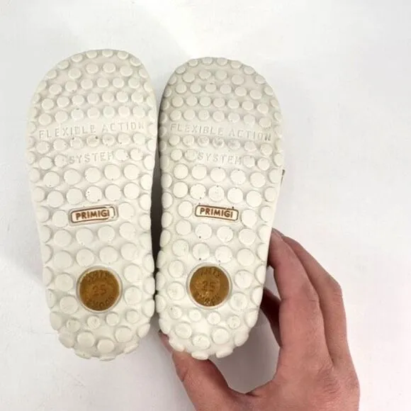 NWT Primigi Baby Toddler Anti Shock Closed Toe Sandals Taupe Size 8.5 Unisex