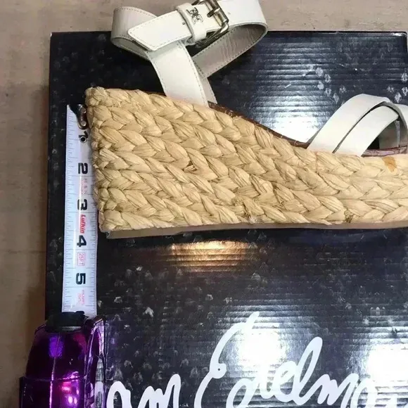 NWT Sam Edelman sandals, size 9