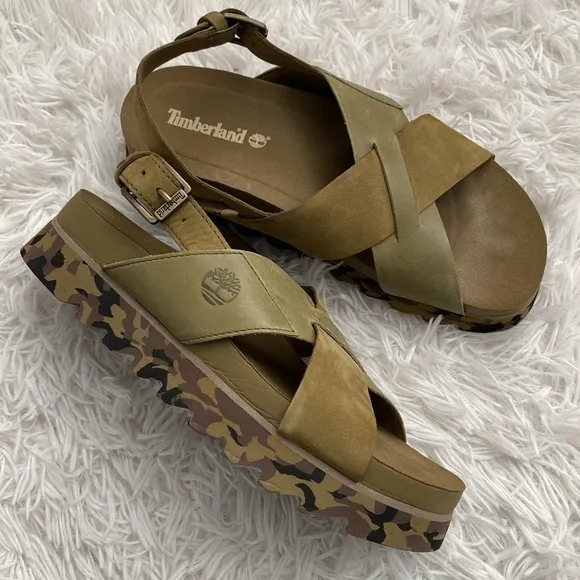 NWT Timberland olive green nubuck sandals