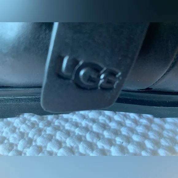 🔥NWT🔥 UGG Men's Capitola Buckle Leather Sandals - Black -Size 13