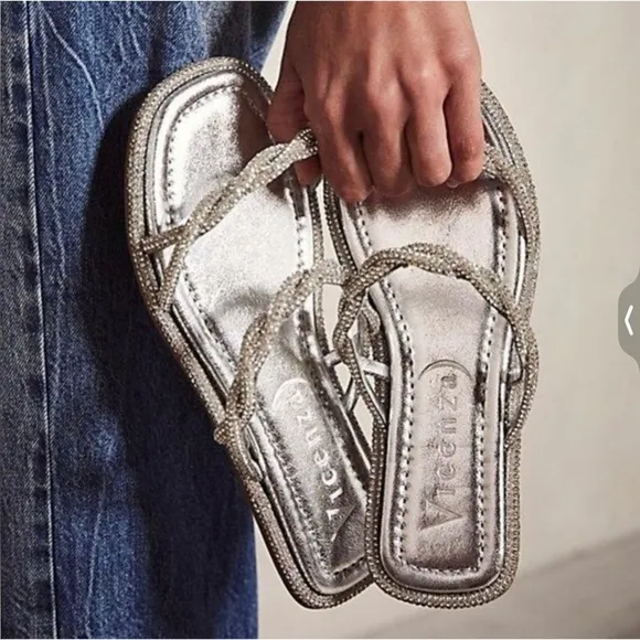 NWT Vicenza  After Party Silver Gems Slip On Sandals