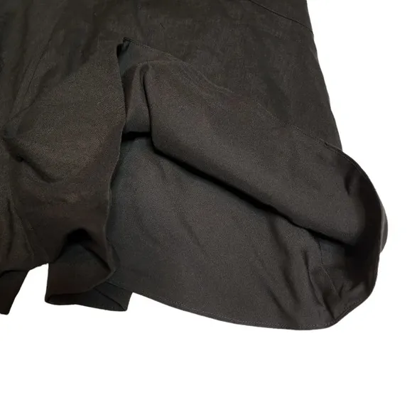 NWT Vince linen blend flounce black shorts