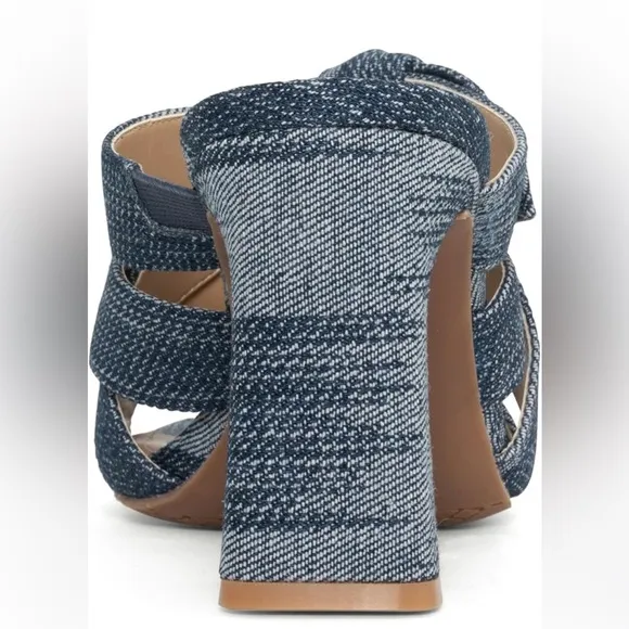NYDJ Women's Loreri Denim platform sandals..size 6.5..(NWT)