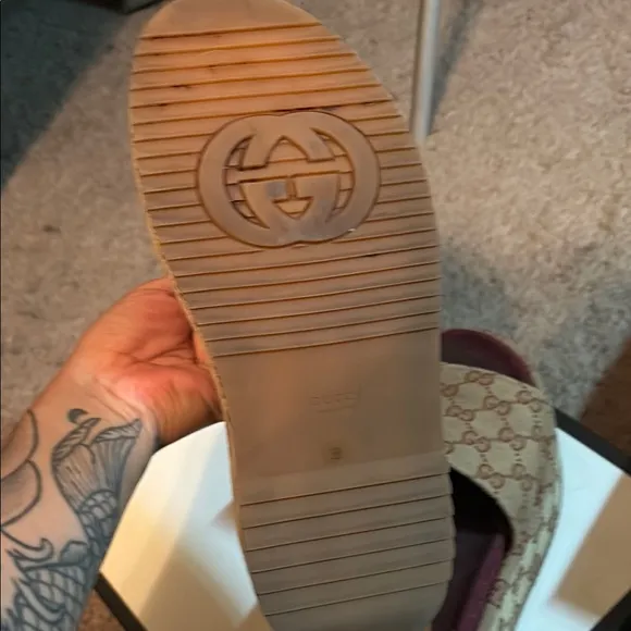 OFFERS PLEASE Gucci Platform Sandals