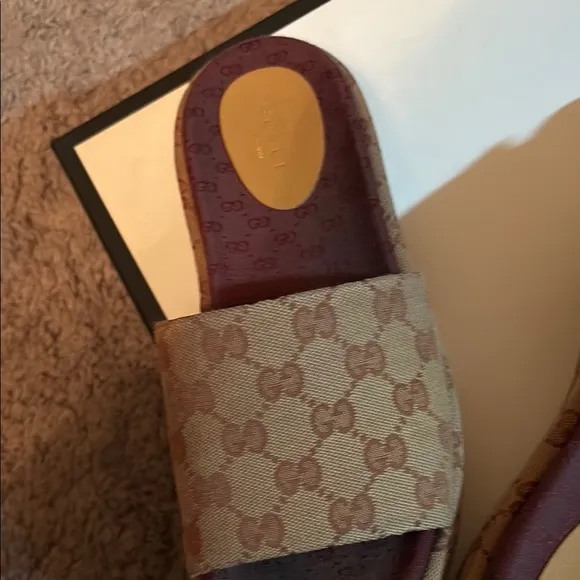 OFFERS PLEASE Gucci Platform Sandals