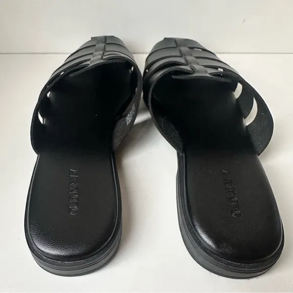 Old Navy Fisherman Mule faux Leather Unisex Size 8 Woven Black Sandals