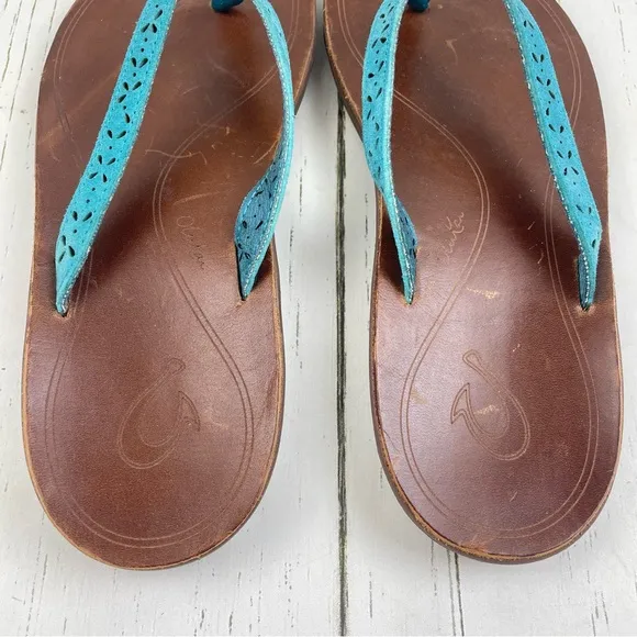 OluKai Puka Women’s Beach Sandals