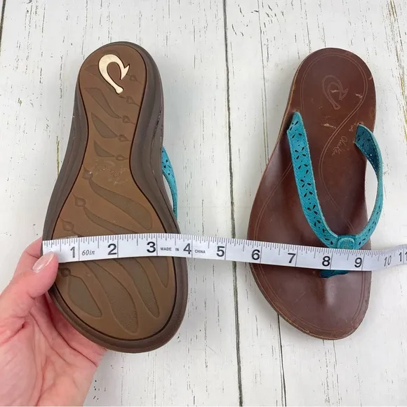 OluKai Puka Women’s Beach Sandals