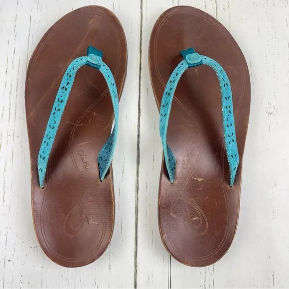 OluKai Puka Women’s Beach Sandals
