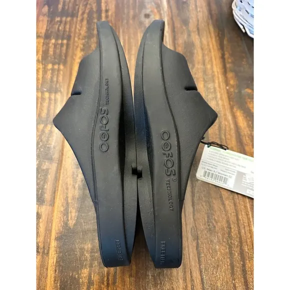 OOFOS OOahh Sport Slide Black Sandals Recovery Comfort Mens 9 Womens 11