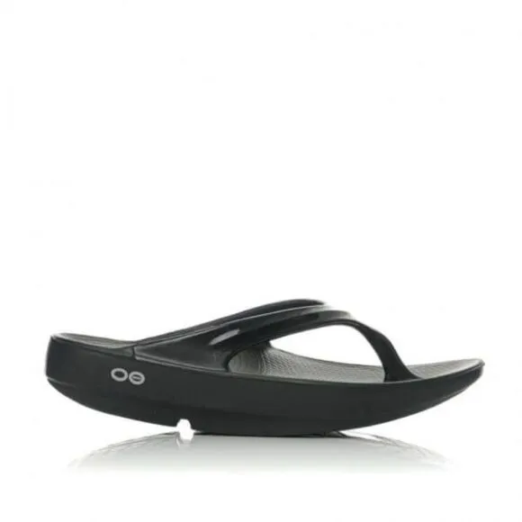 OOFOS 7 Black Shiny Toe Post Recovery Sandals Great Arch Support