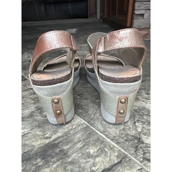 OTBT Bushnell Rose Gold Leather &amp; Silver Elastic Band Platform Wedge Sandals 5.5