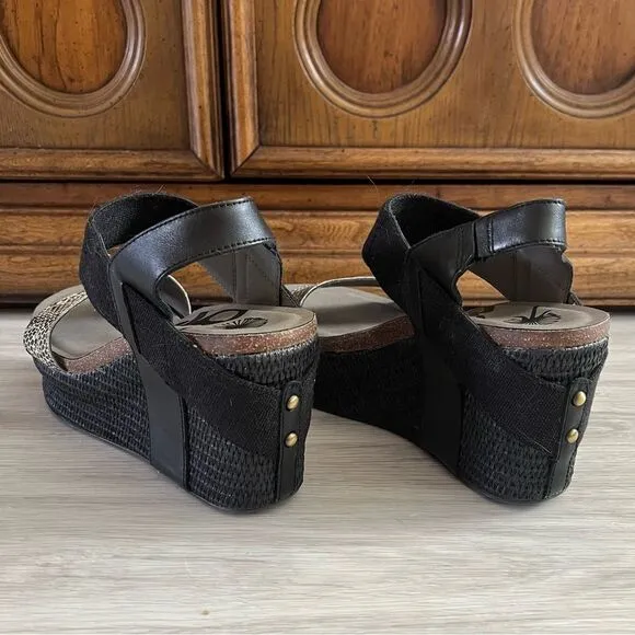 OTBT Bushnell Wedges Sandals Black Snakeskin 9.5