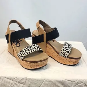 OTBT Wedges Size 8