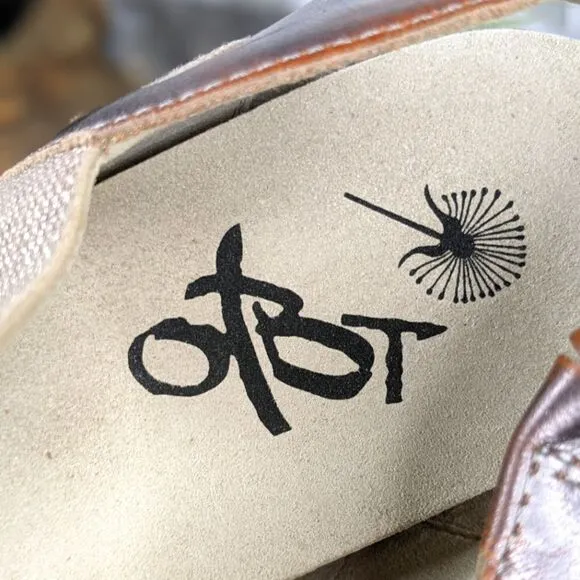 OTBT Libra Platform Sandals