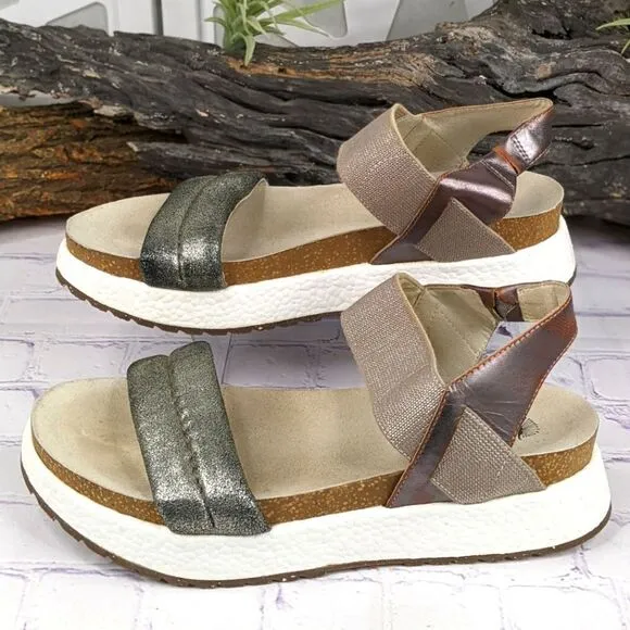 OTBT Libra Platform Sandals