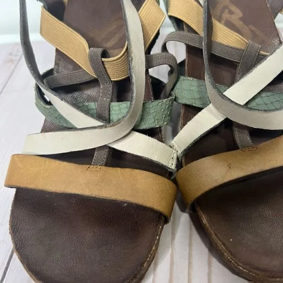 OTBT Taupe Laconia Leather Wedge Sandals
