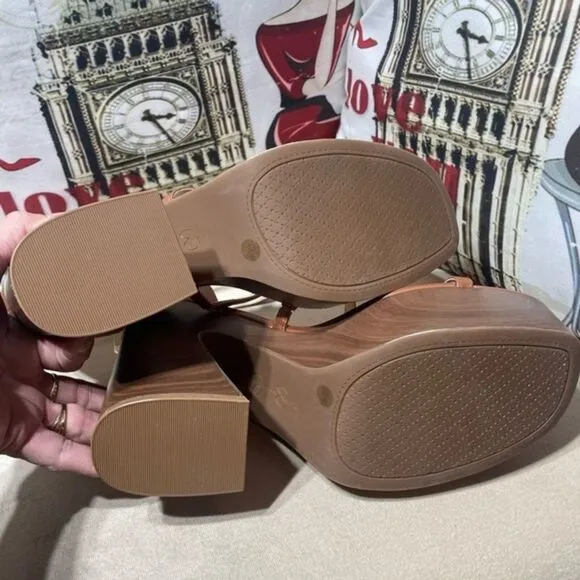 (P3)JESSICA SIMPSON‎ JP SAVERIA Platform Sandals. size 10/41.5