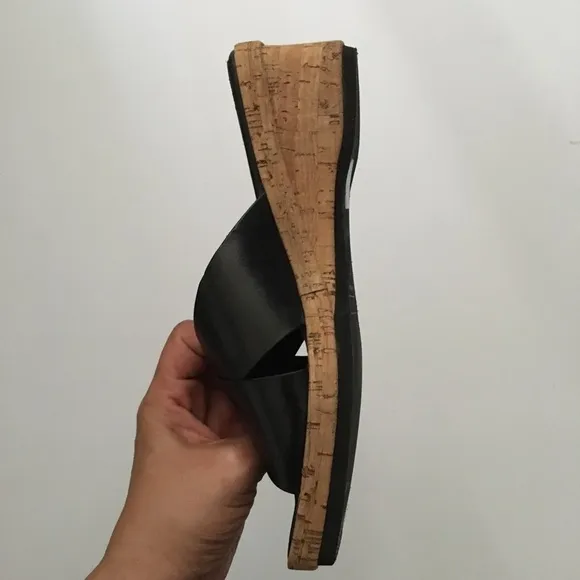 Paloma Black Leather Wedge Sandals Size 8