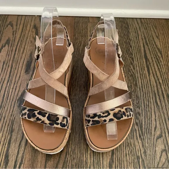 PAUL GREEN Leopard Print Platform Sandals size 6.5/7