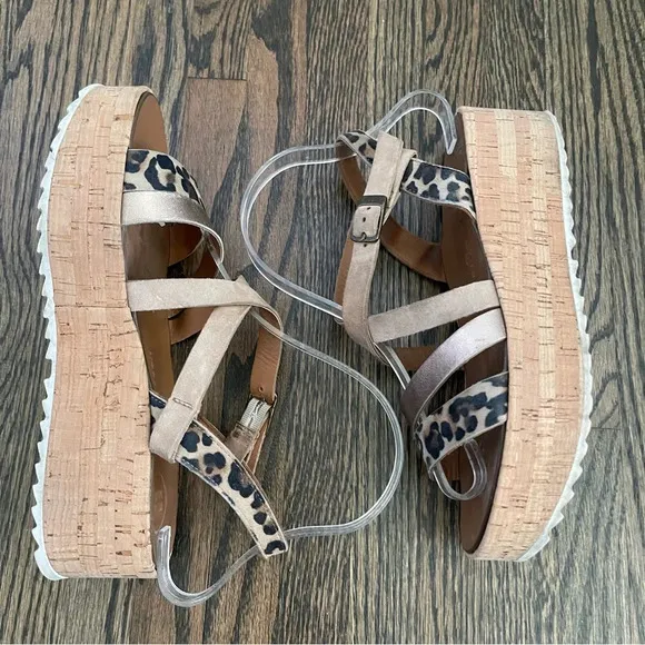 PAUL GREEN Leopard Print Platform Sandals size 6.5/7