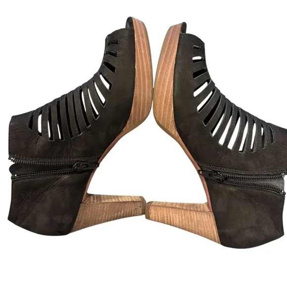 PAUL GREEN Munchen Black Suede Tasha Sandal, Size 4.5, NWB