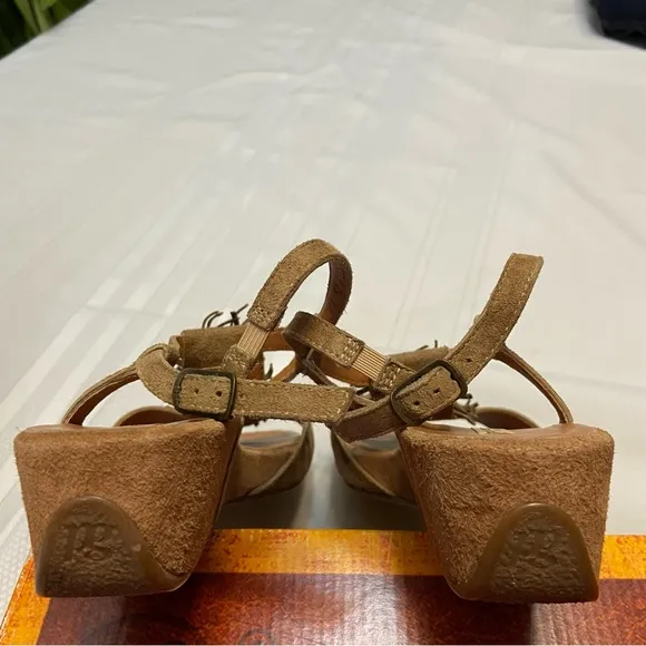 Paul Green Womens Sling Back Wedge Sandals Excellent Used Condition!  size 6.5
