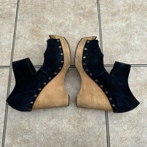Pedro Garcia Blue Suede Leather Wedge Sandals