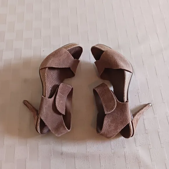 Pedro Garcia Peony Suede Heeled Sandals