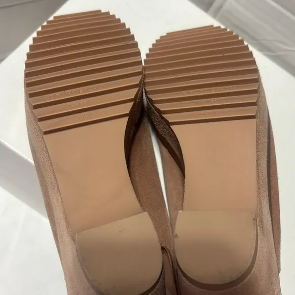 Pedro Garcia suede leather Elegant Peep-Toe Slingback wedge sandals. EUC