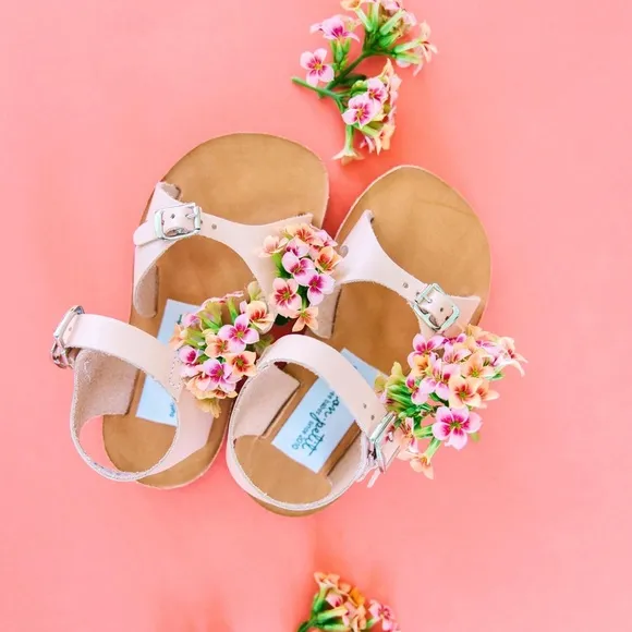 PEONY Cape Cod Mon Petit Sandals Size 6 Toddler‎