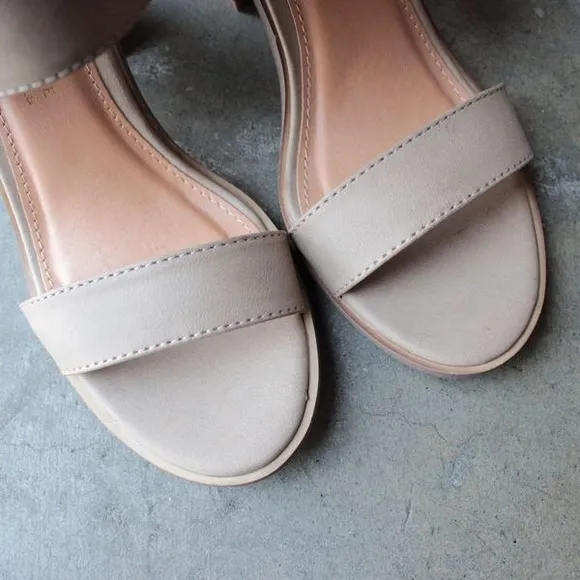 Perfect Nude Open Toe Distressed Cuffed Sandals