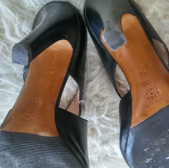 Pollini Black Leather Sandals Size 8