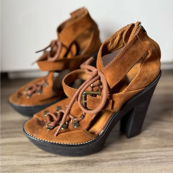 Polo Ralph Lauren Vintage-Inspired Suede Lace-Up Platform Sandals MADE IN‎ SPAIN