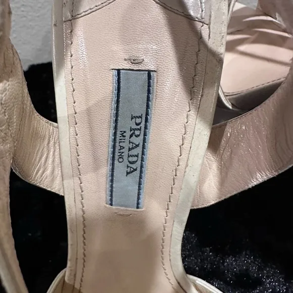 Prada Cream Leather Strappy platform Sandals Y2K 80s 90s retro glam corpcore