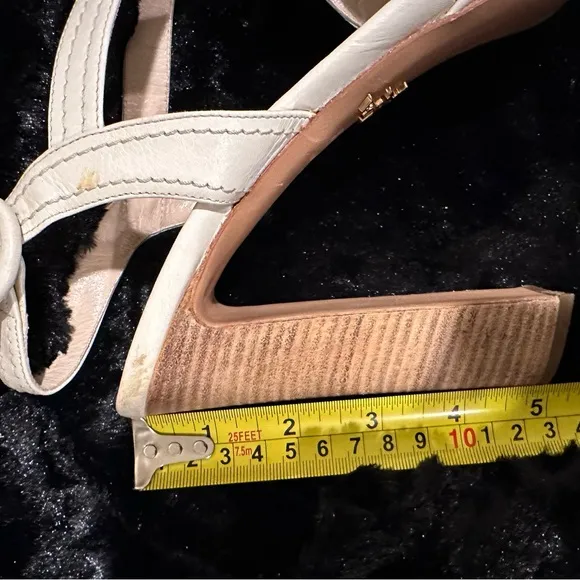 Prada Cream Leather Strappy platform Sandals Y2K 80s 90s retro glam corpcore